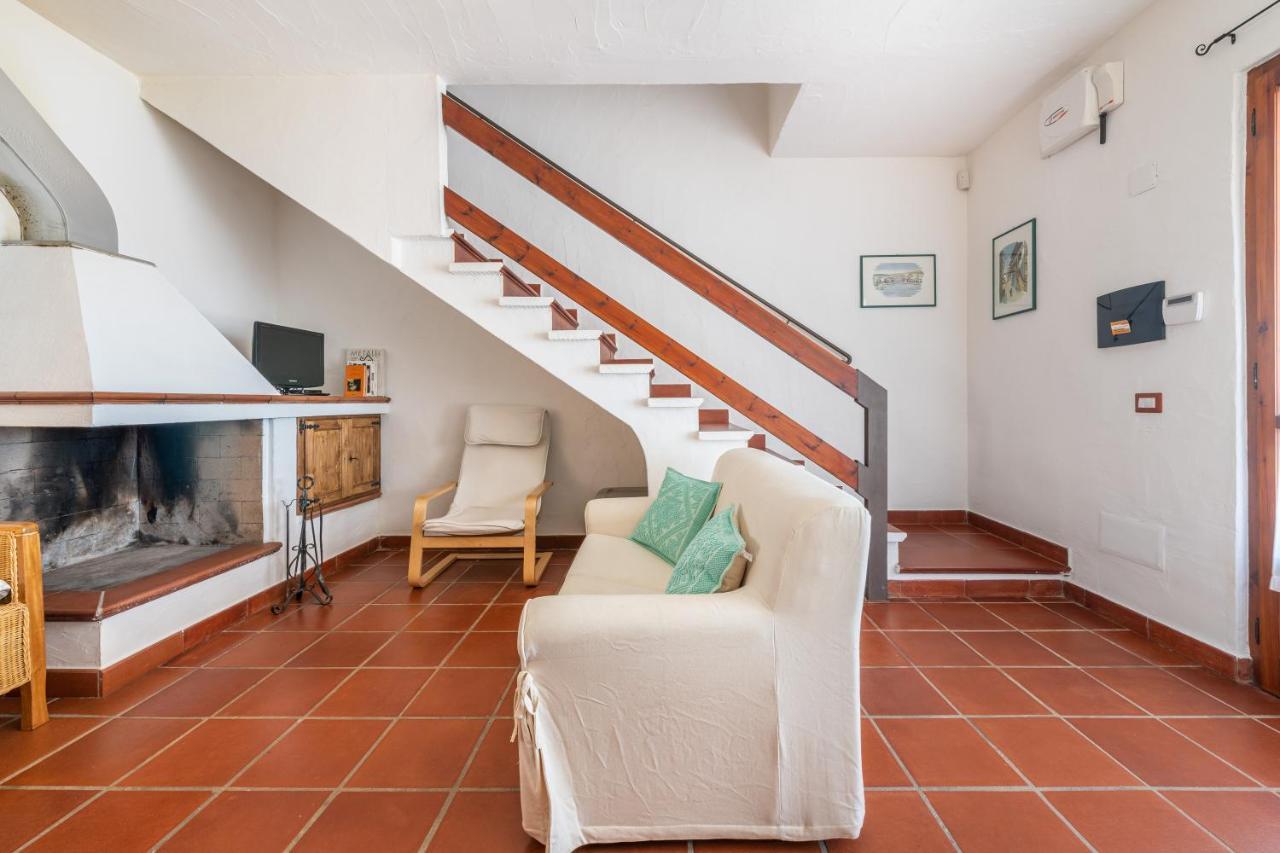 Damiano Holiday House Porto Columbu - Perd'E Sali Экстерьер фото