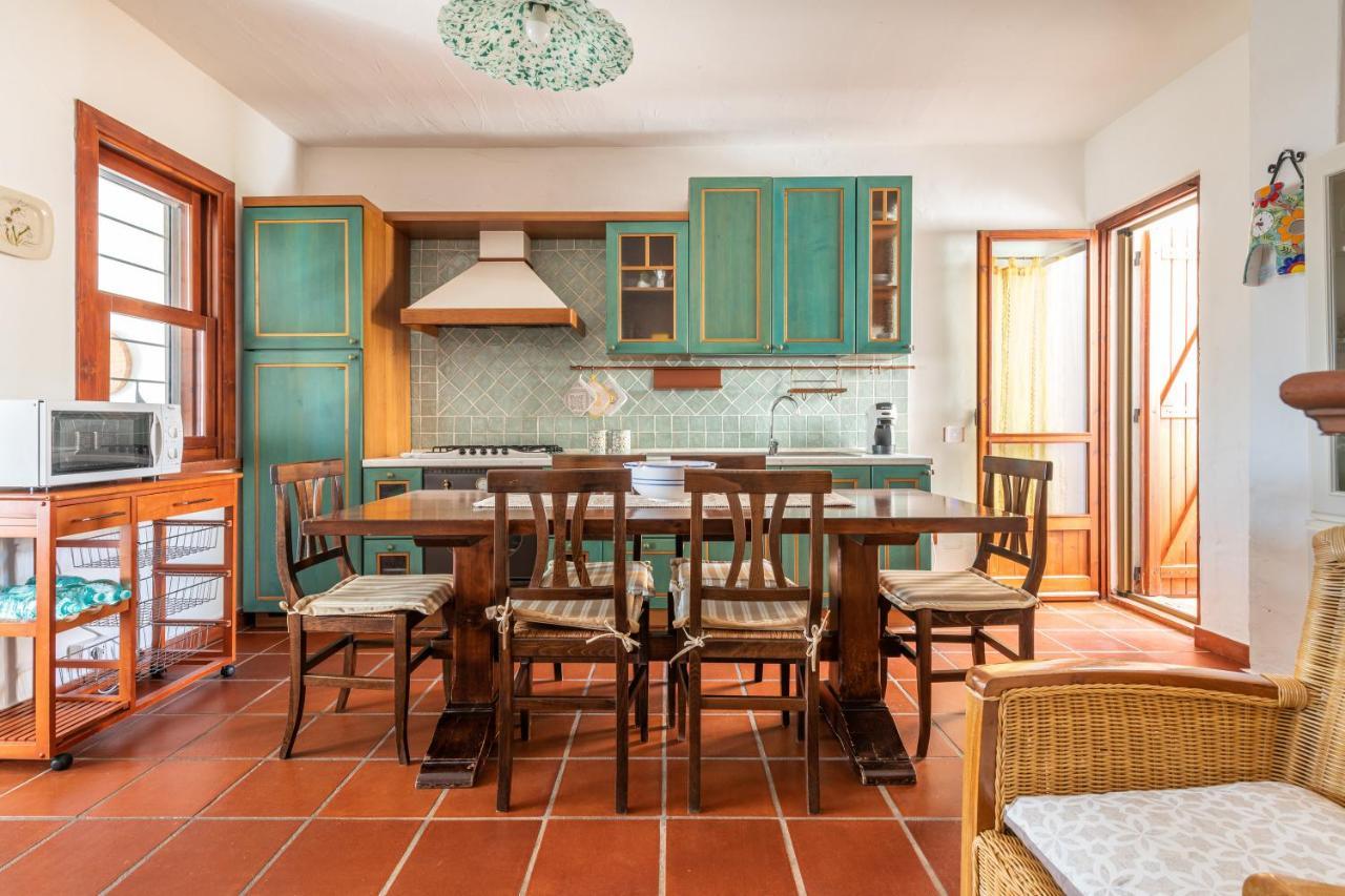 Damiano Holiday House Porto Columbu - Perd'E Sali Экстерьер фото