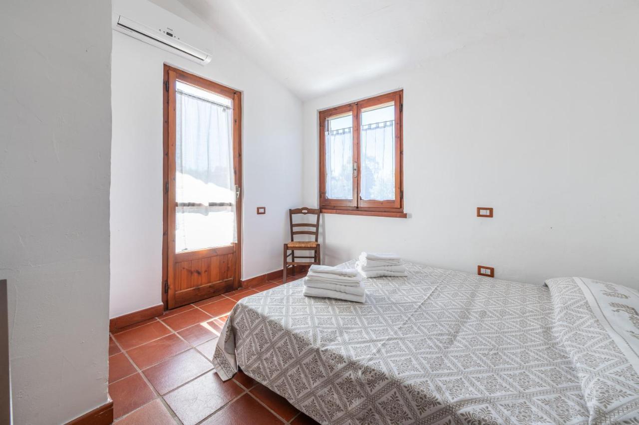 Damiano Holiday House Porto Columbu - Perd'E Sali Экстерьер фото