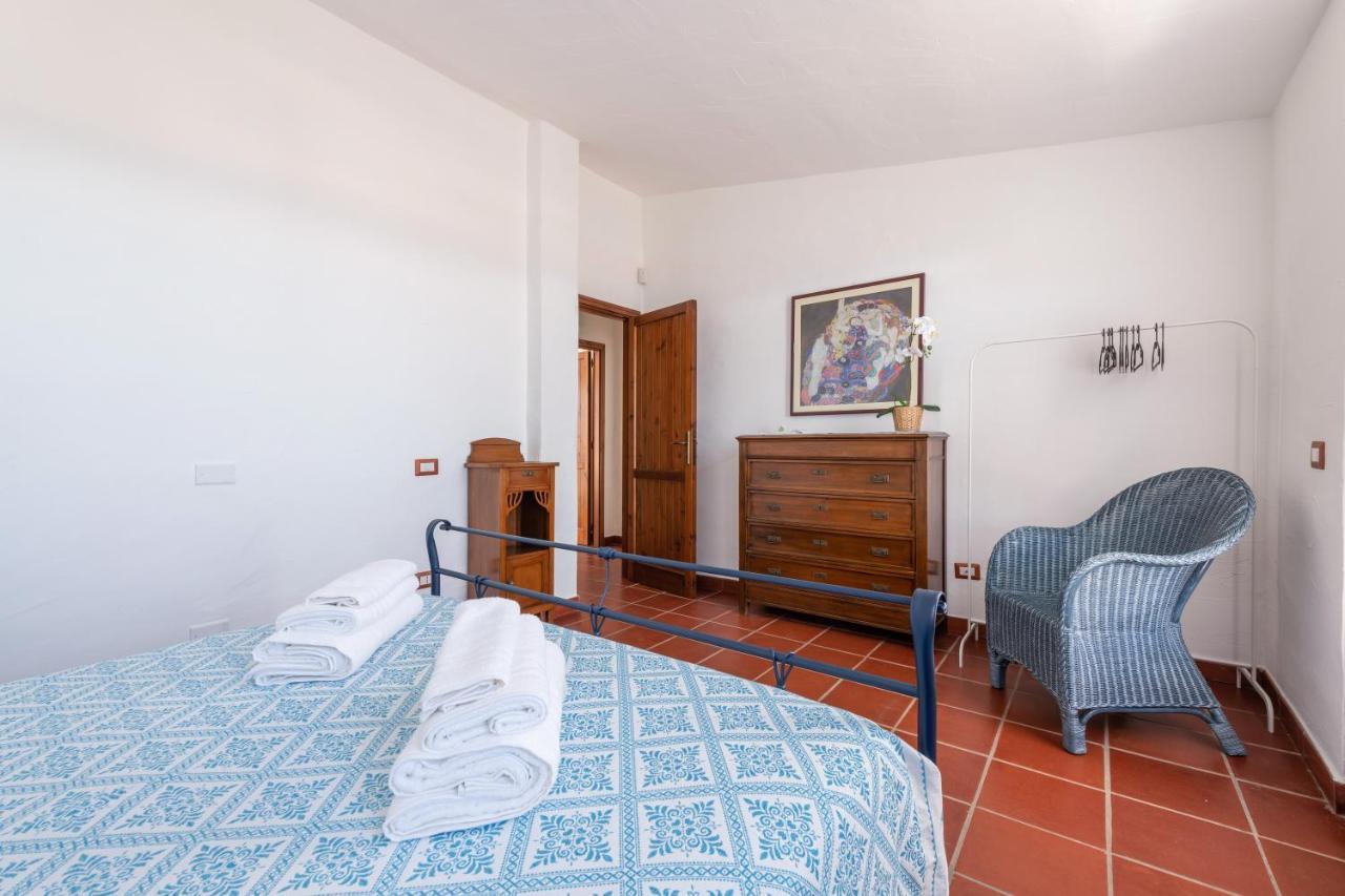 Damiano Holiday House Porto Columbu - Perd'E Sali Экстерьер фото